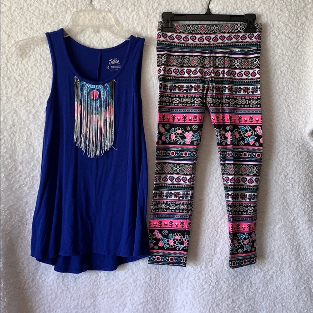 Girls size 10 sleeveless shirt and size 8 pants.